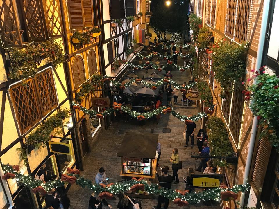 Alameda Restaurante e Coquetelaria slide 0