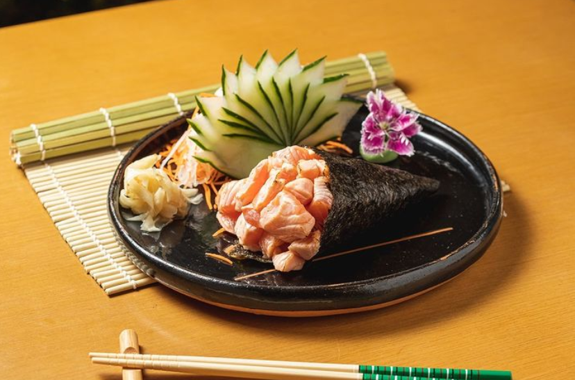 Nazo Japanese Food - Sudoeste slide 1