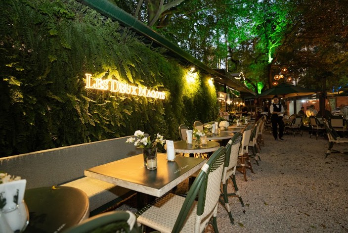 Les Deux Magots Brasil slide 0