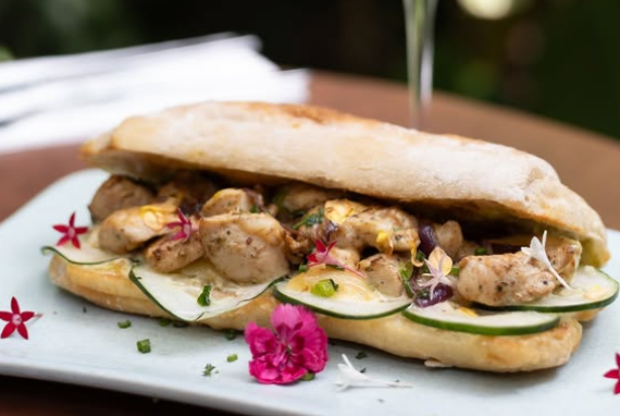 O Jardim Cafe e Brunch slide 3