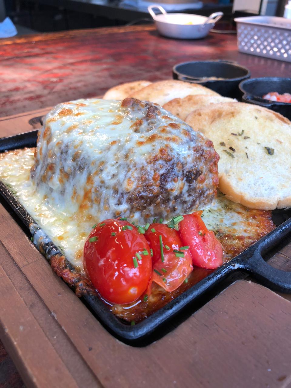 Beef Steak House slide 3