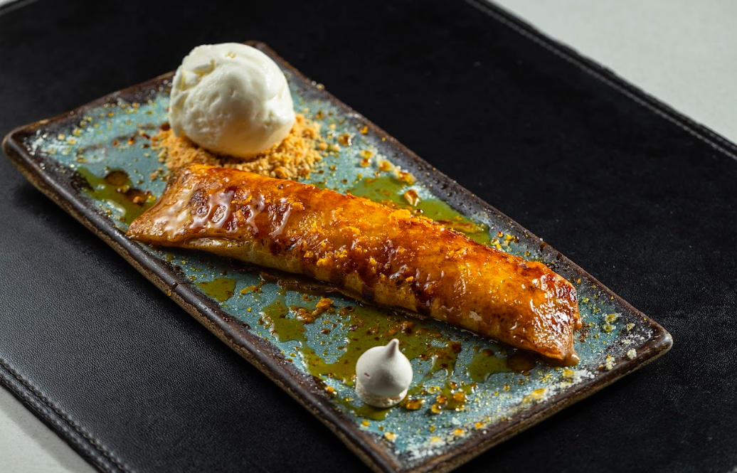 300 Sky Bar & Restaurant slide 3