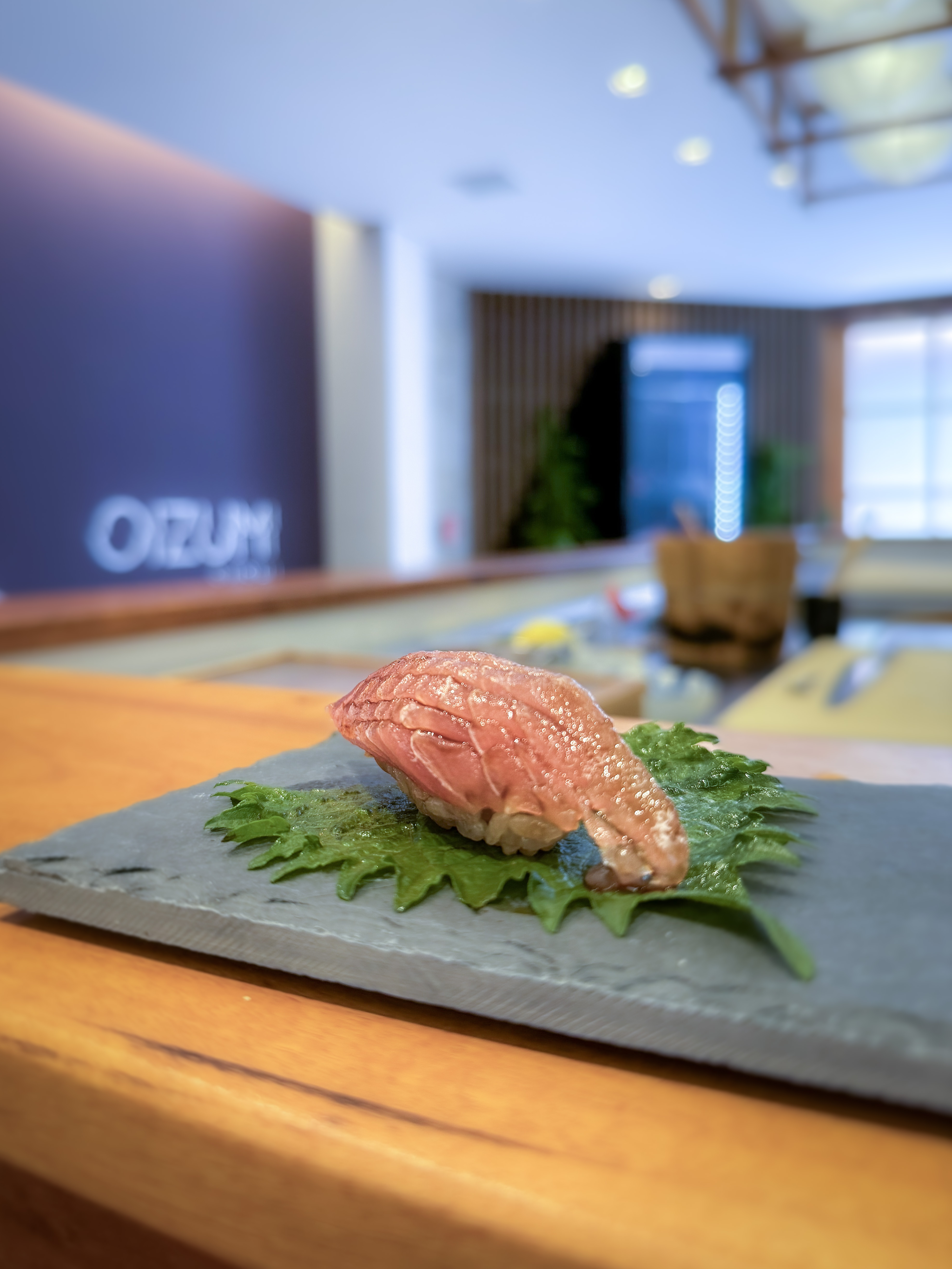 Oizumi Sushi slide 1